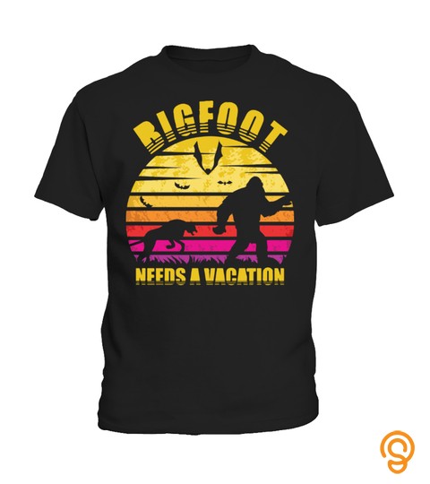Halloween Bigfoot Need  Vacation Funny t shirt